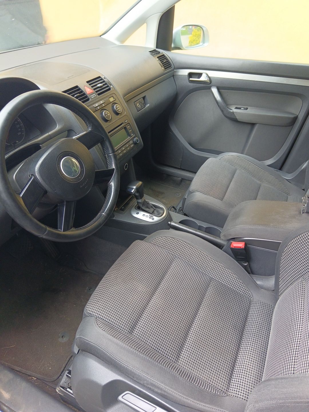 VW TOURAN 2.0 TDI Automat 2004 rok - LA7W - części