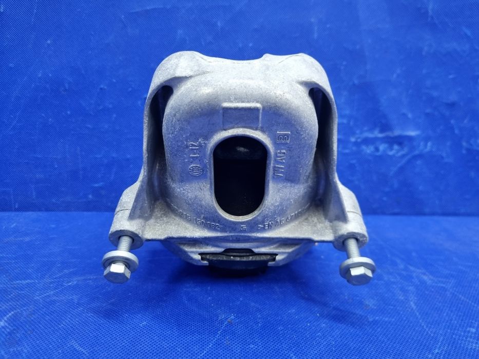 PRAWA łapa AUDI A5 F5 3.0 TFSI prawa PODUSZKA silnika Oryginał