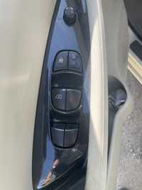 Блок кнопок склопідйомника Nissan Leaf Ниссан лиф 11-17