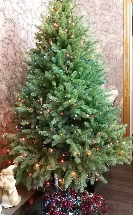 Ёлка  как настоящая с цельнолитыми ветки и иголками  1.8м