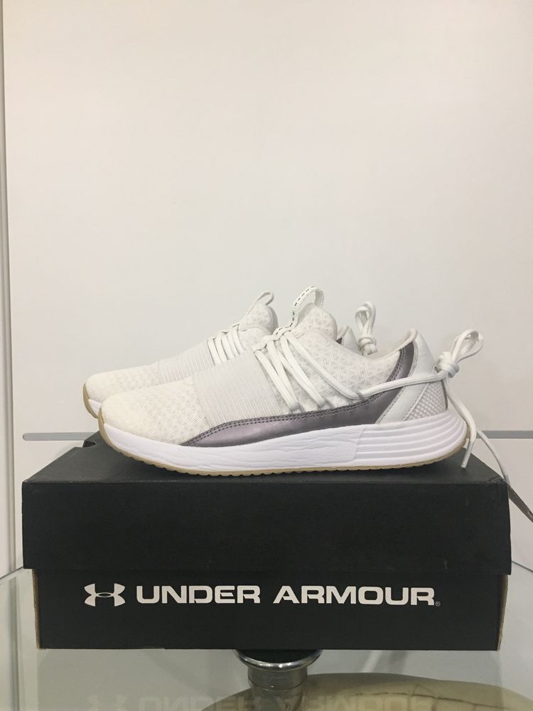 Кроссовки under armour