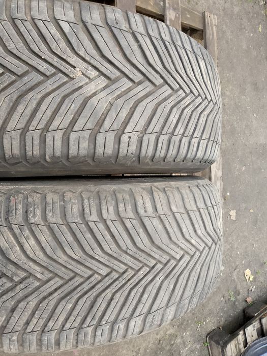 Opony wielosezonowe 225/55/18