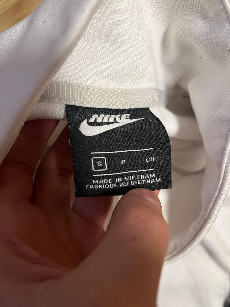 кофта nike на лампасах