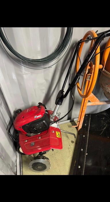 Glebogryzarka spalinowa Honda F220