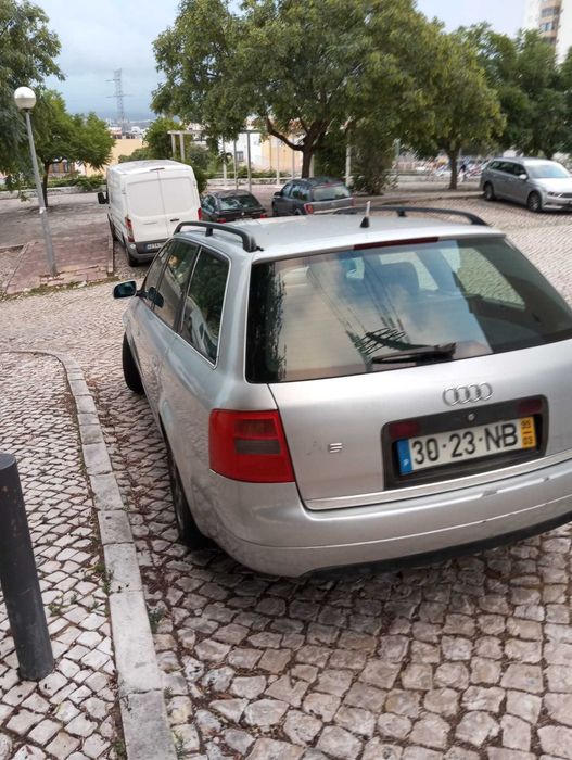 Vendo carrinha Audi A6 1.8