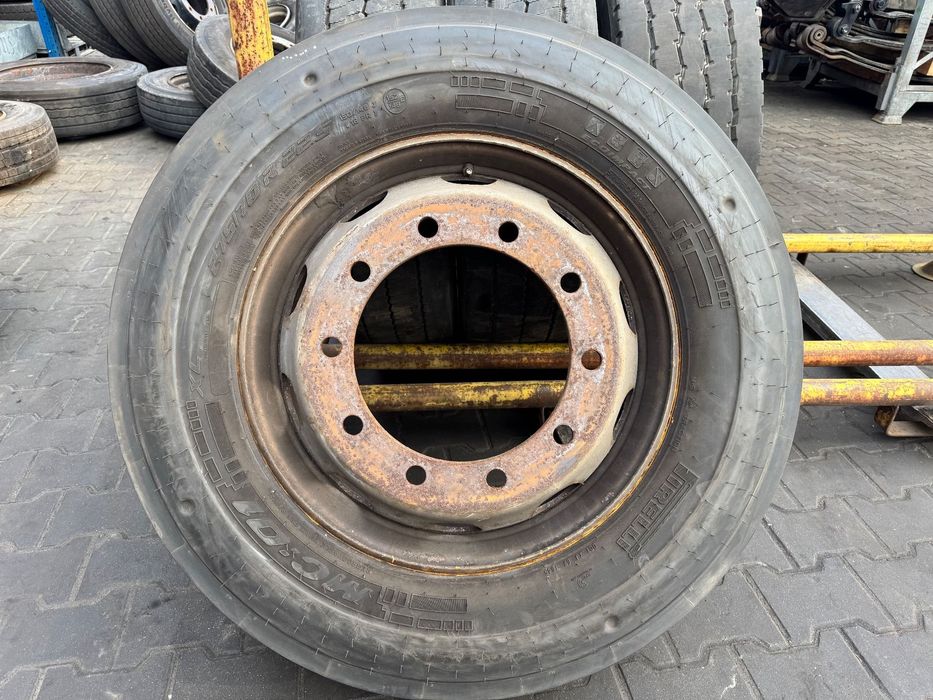 Kompletne koło, felga, opona Pirelli 275/70 R22,5