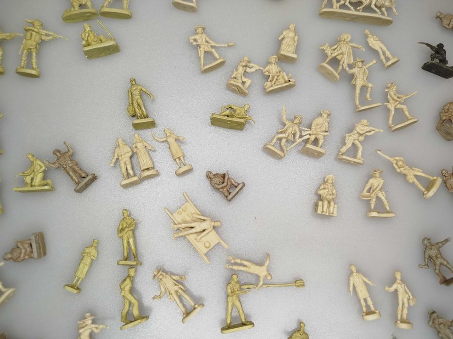 Zabawka Mini żołnierzyki z prl