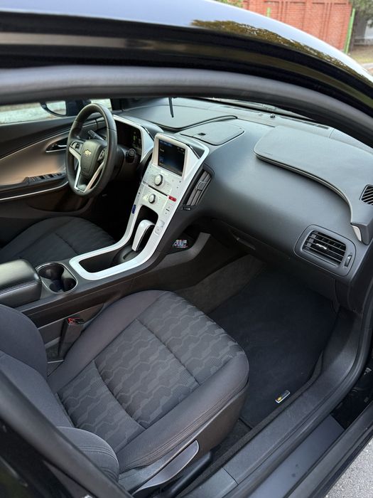 Продам Chevrolet Volt 2014 Plugin Hybrid