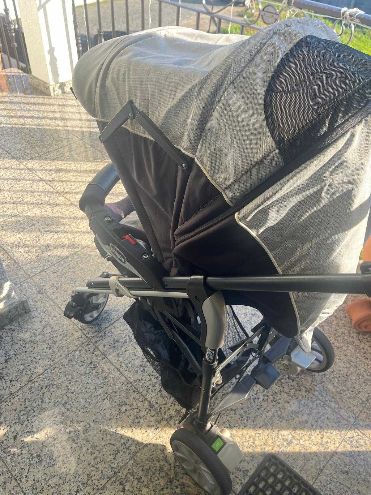 Carrinho e alcofa de bebe Chicco