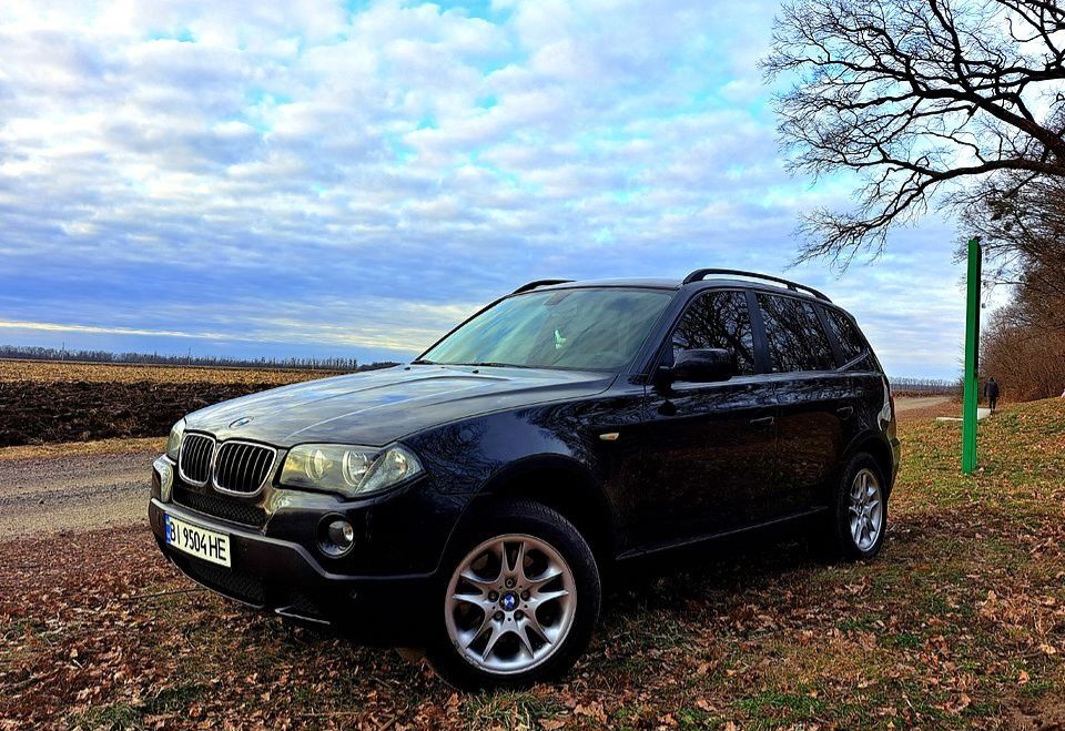 Автомобиль BMW X3