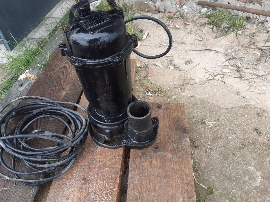 Pompa do wody z weżem