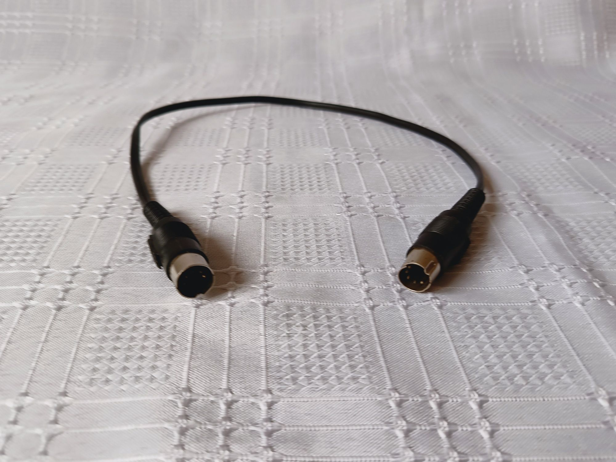 Kabel, przejściówka do sprzętu elektronicznego