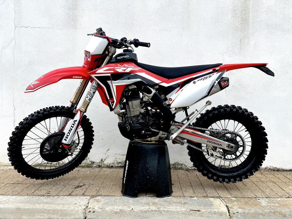 Honda CR F 450 - Red Moto