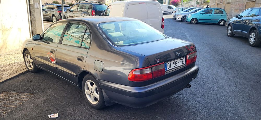 Toyota carina 1.6 gpl
