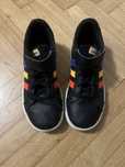 Buty dzieciece Adidas r. 34