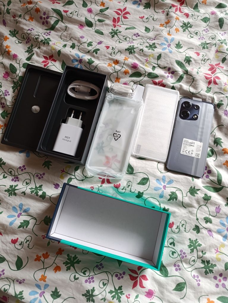 Smartfon Infinix Note 30 16GB 256GB