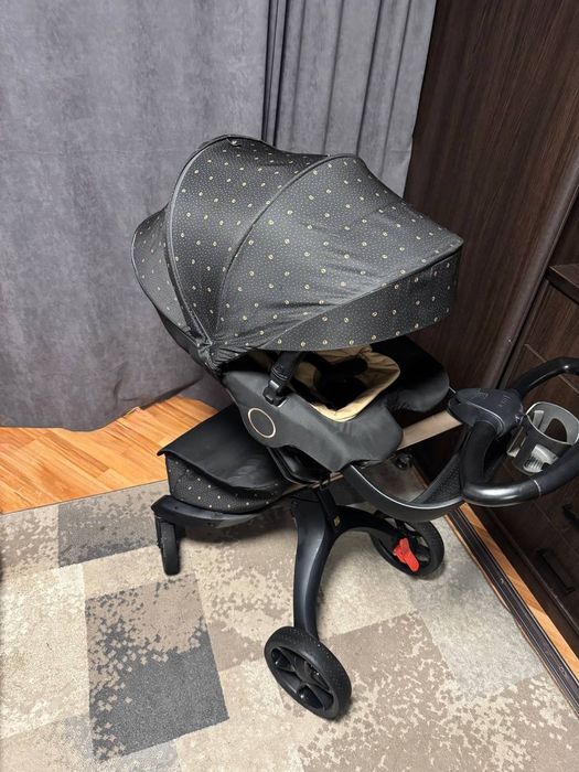 Каляска дитяча Stokke