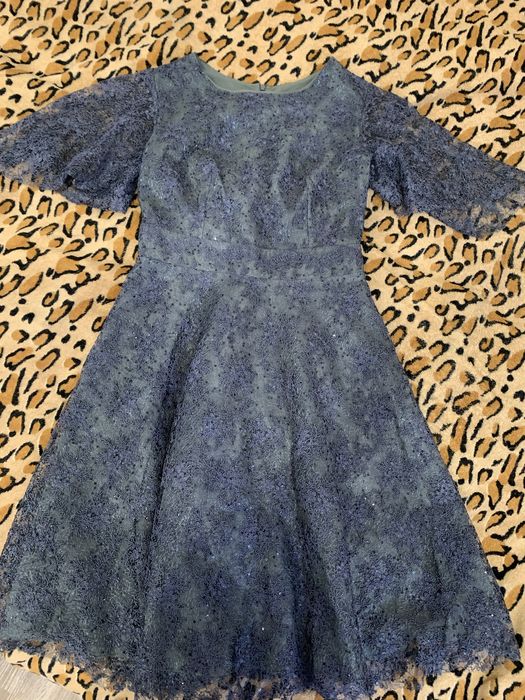 Сукня дуже нарядна