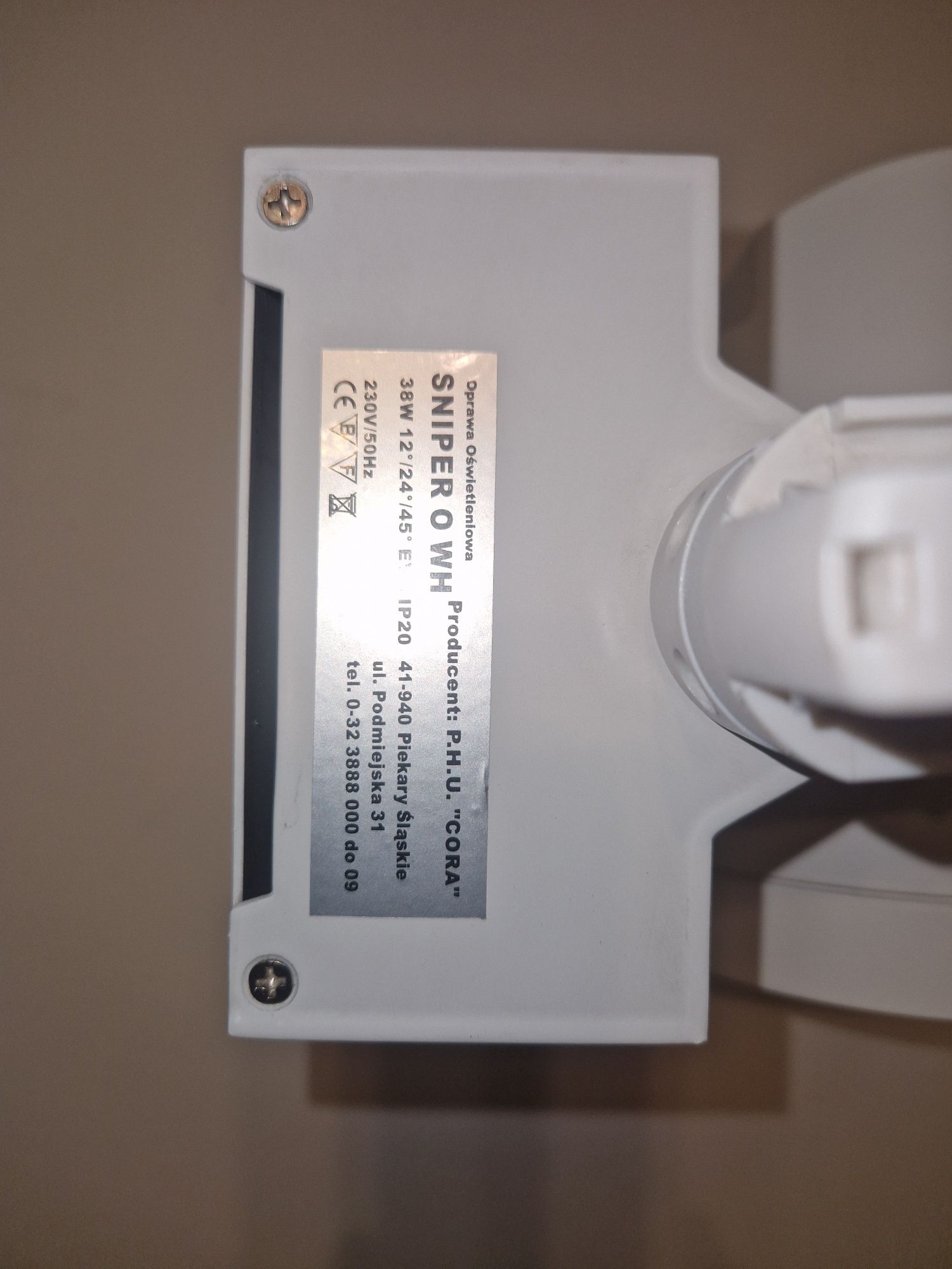 Reflektory halogeny LED szynowe 38W/240V biały cieply