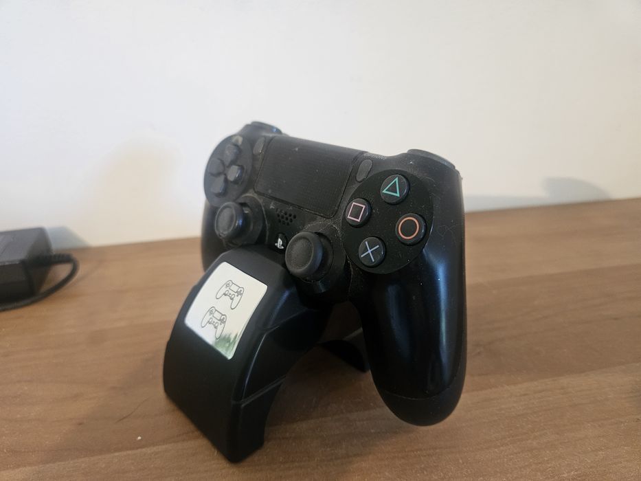 Ładowarka do padów ps4