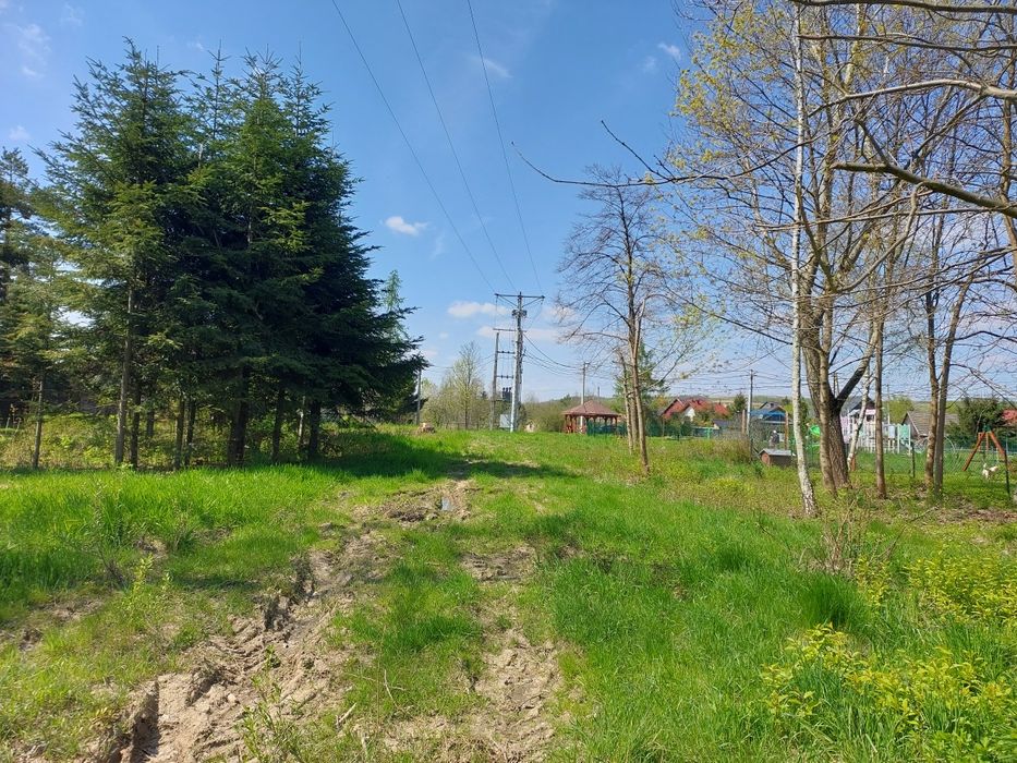 Działka 23 ar, Rybna