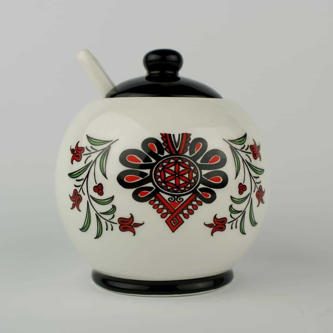 Ceramiczna Cukiernica z Góralską Parzenicą – Czarna Przykrywka