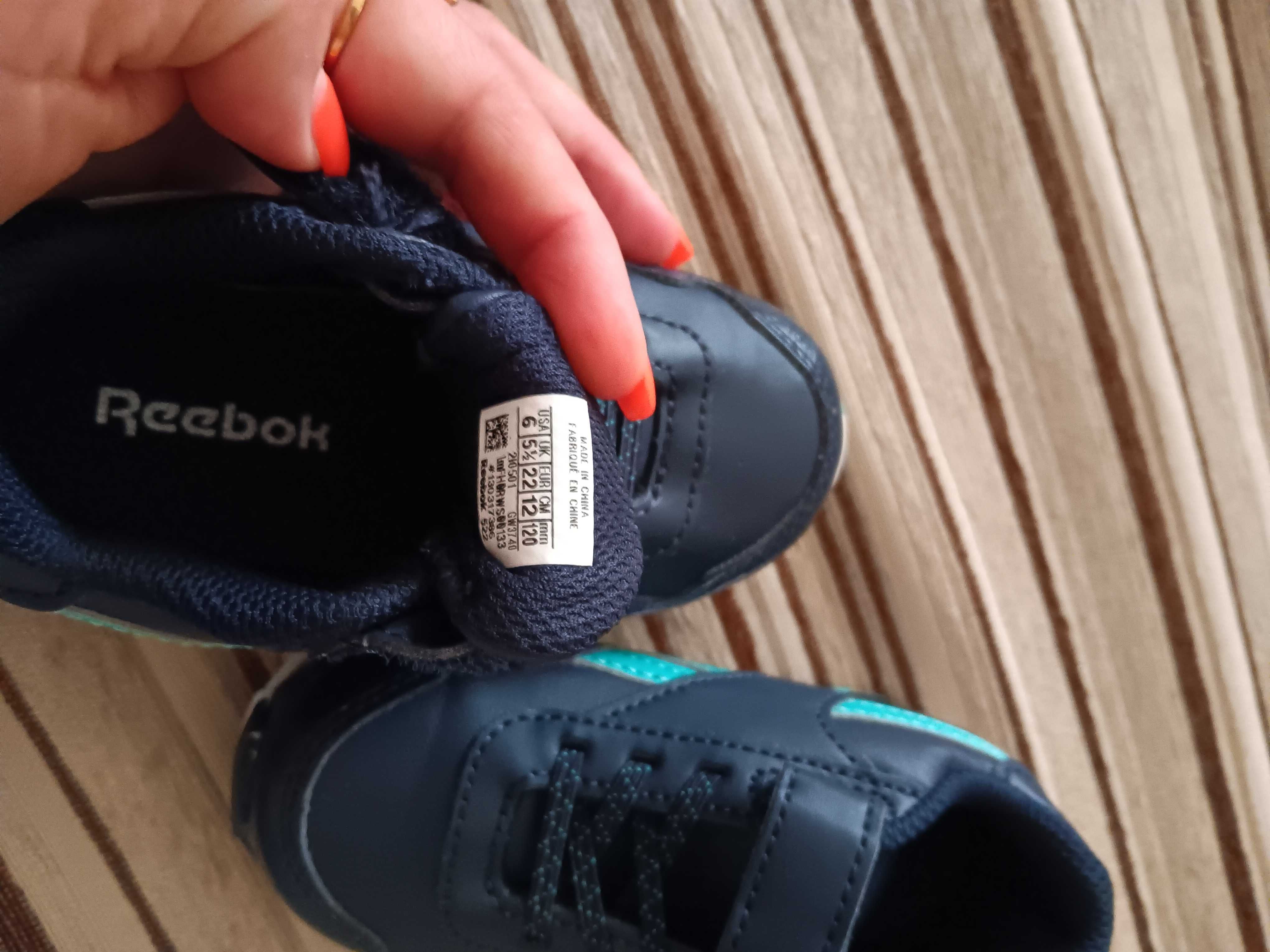 Ténis novos Reebok