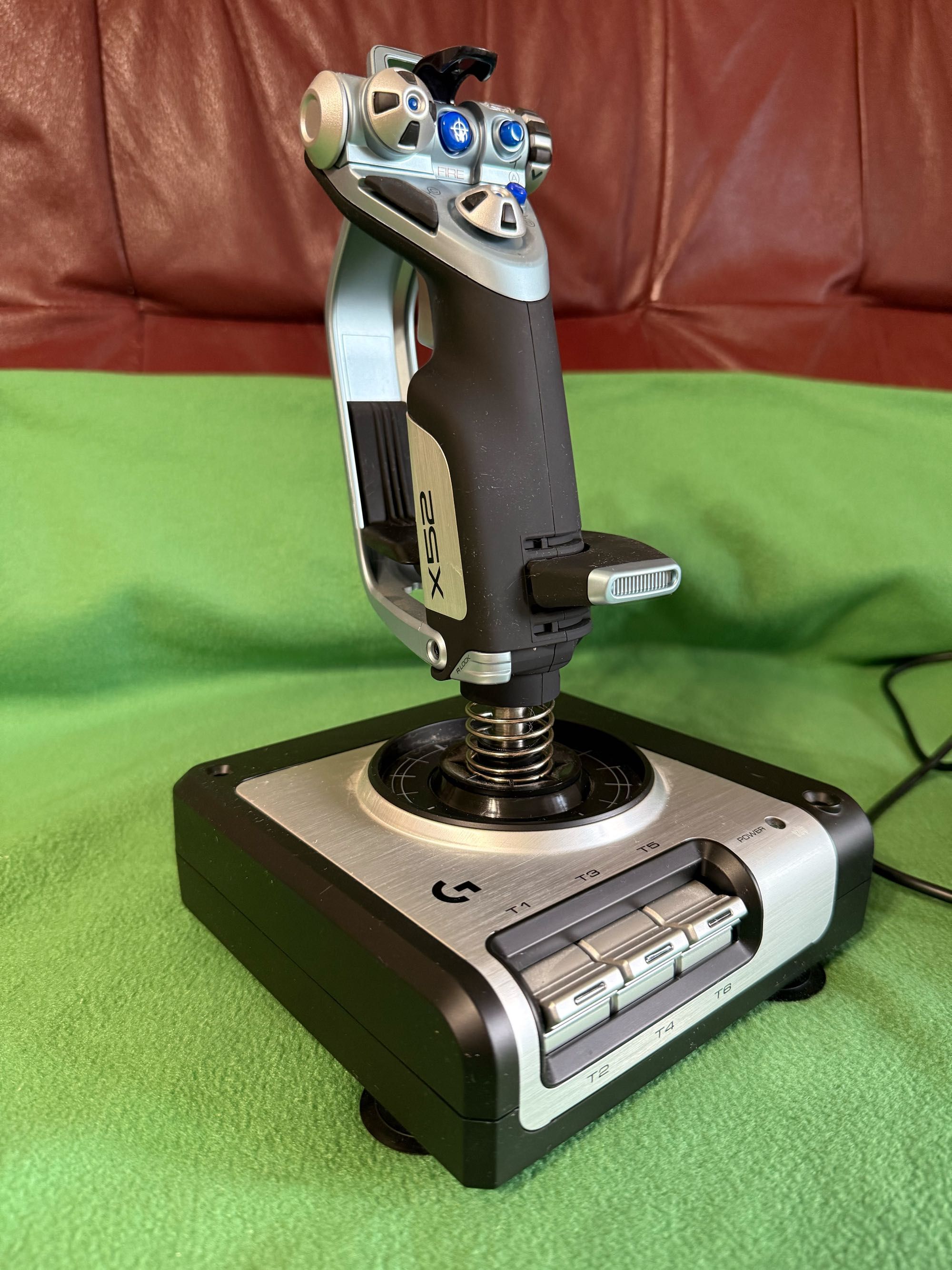 Джойстик Saitek x52 / Logitech X52 HOTAS