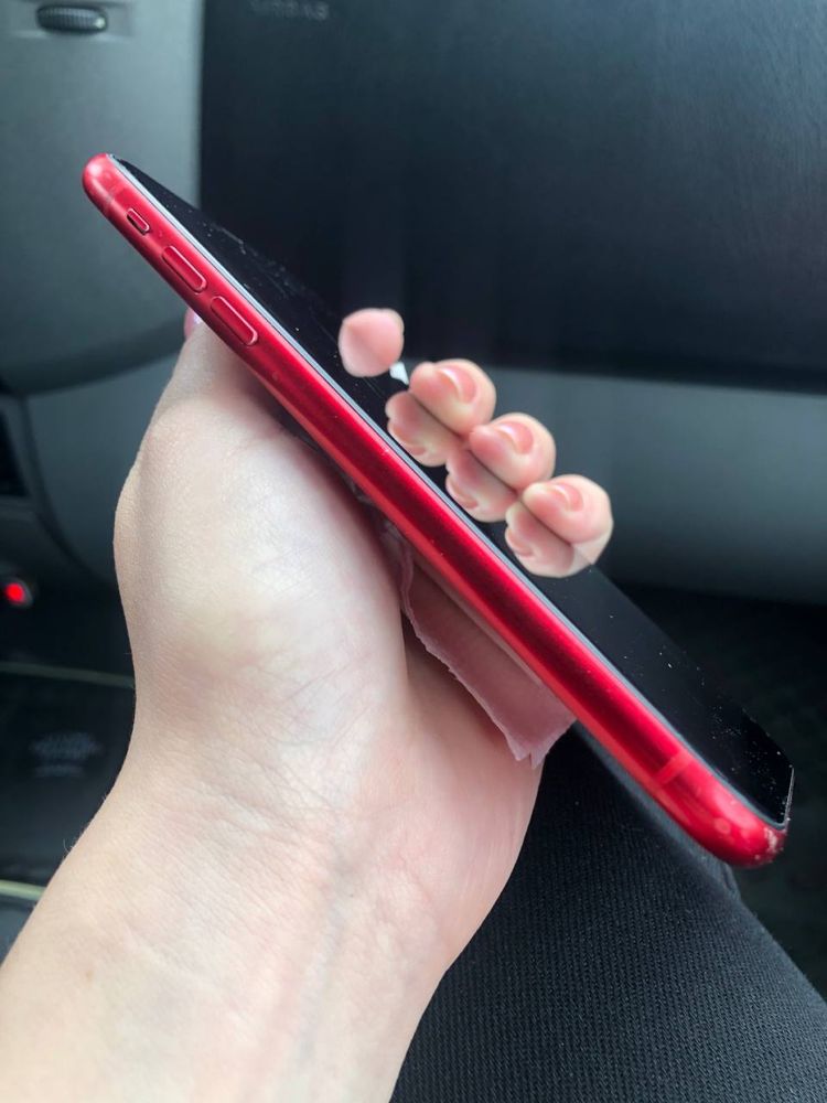 iPhone 11 64 Red