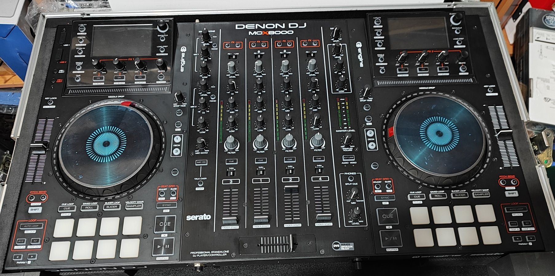 Denon MCX8000 com case novo