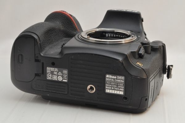 Nikon D810 body!