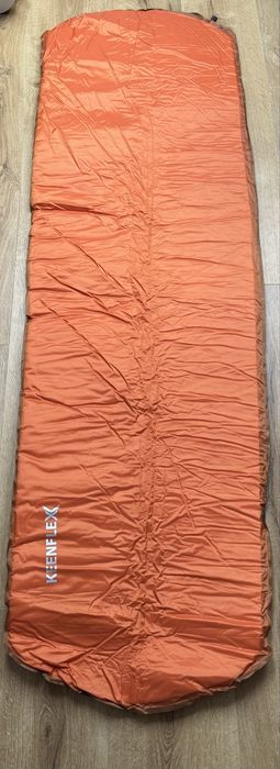 Jednoosobowy materac samopompujacy Keenflex XXL