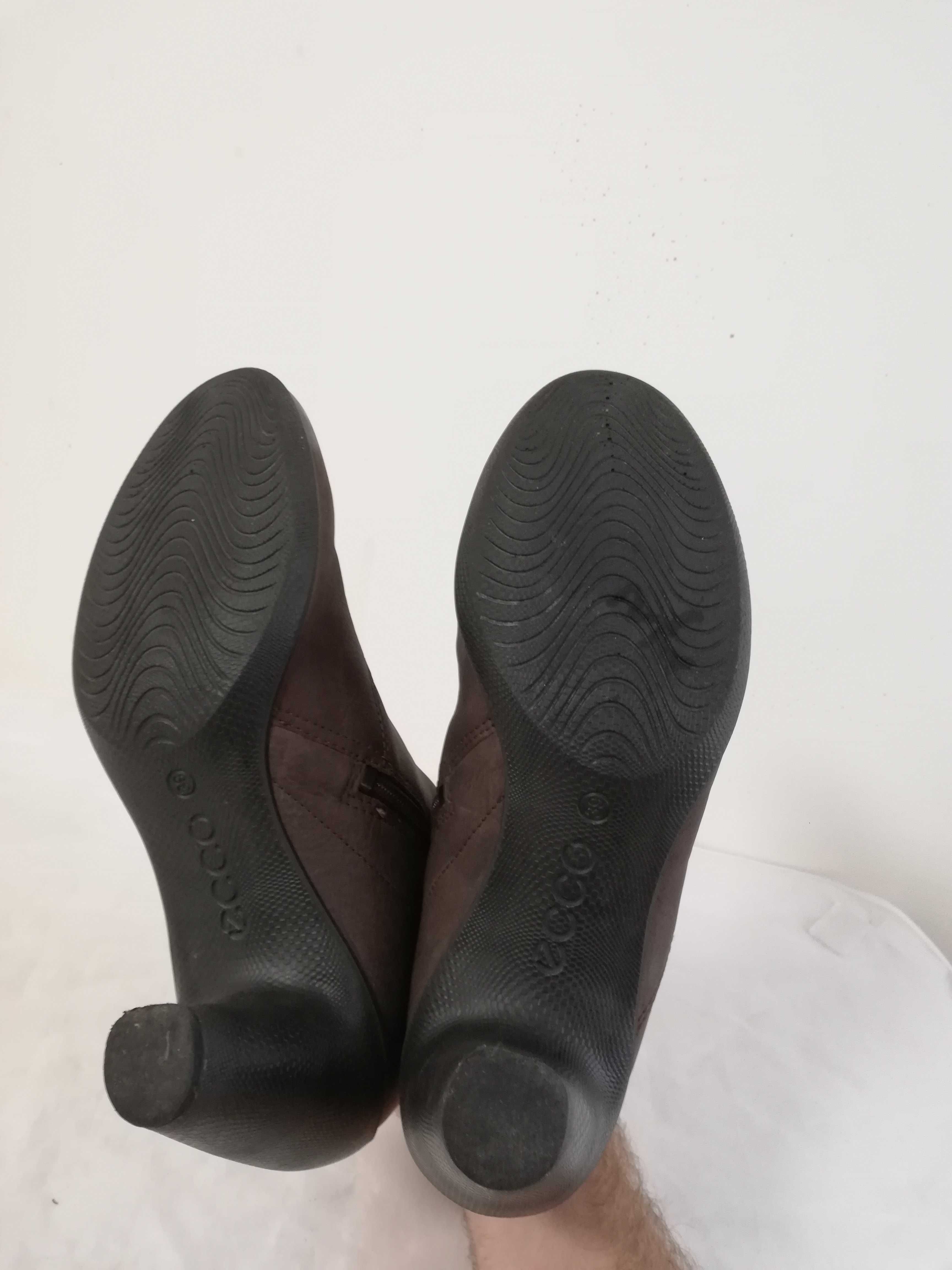 Buty botki skórzane ECCO r. 39 wkł 25,5 cm