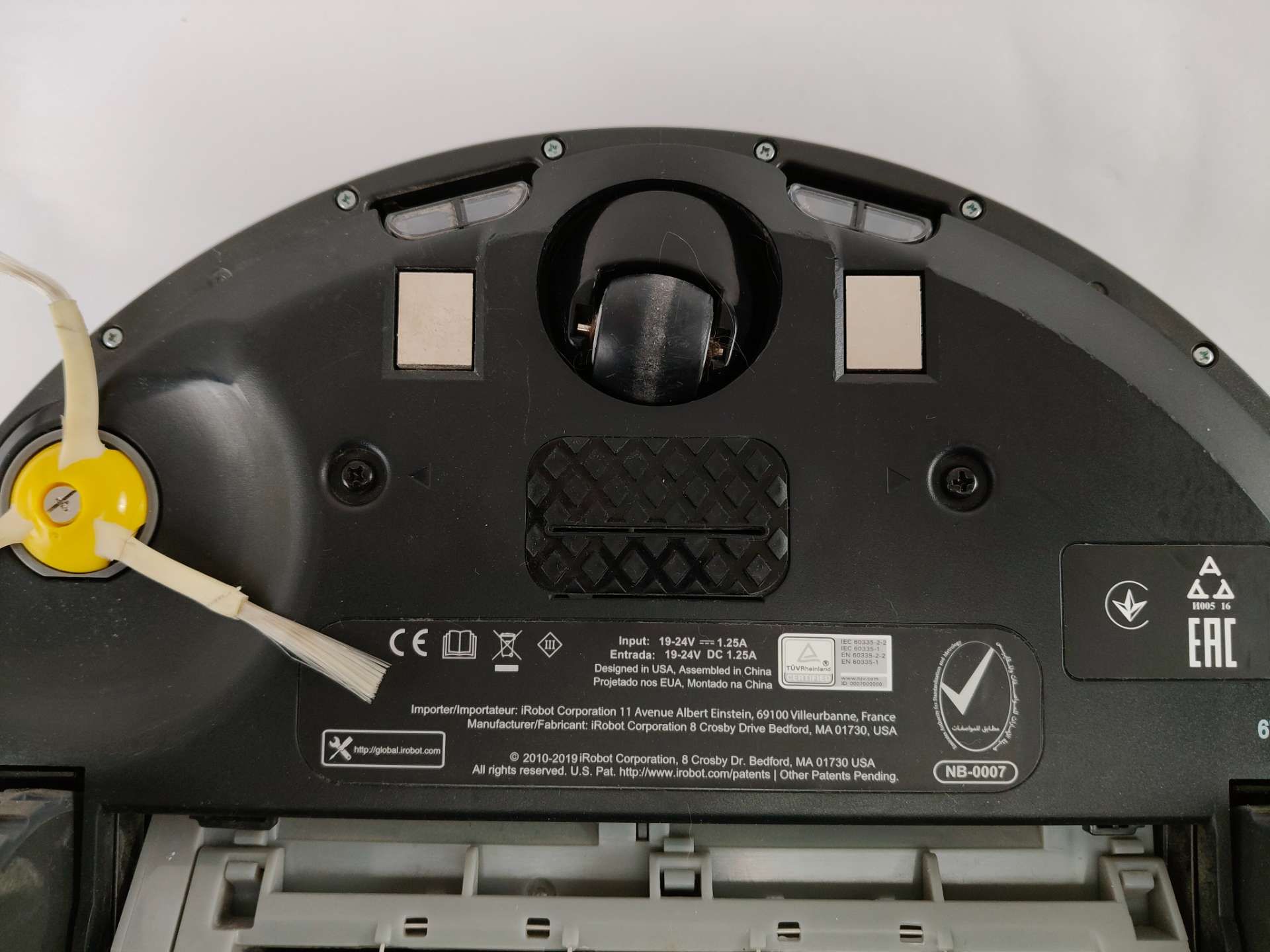 Robot sprzątający iRobot Roomba 676 czarny