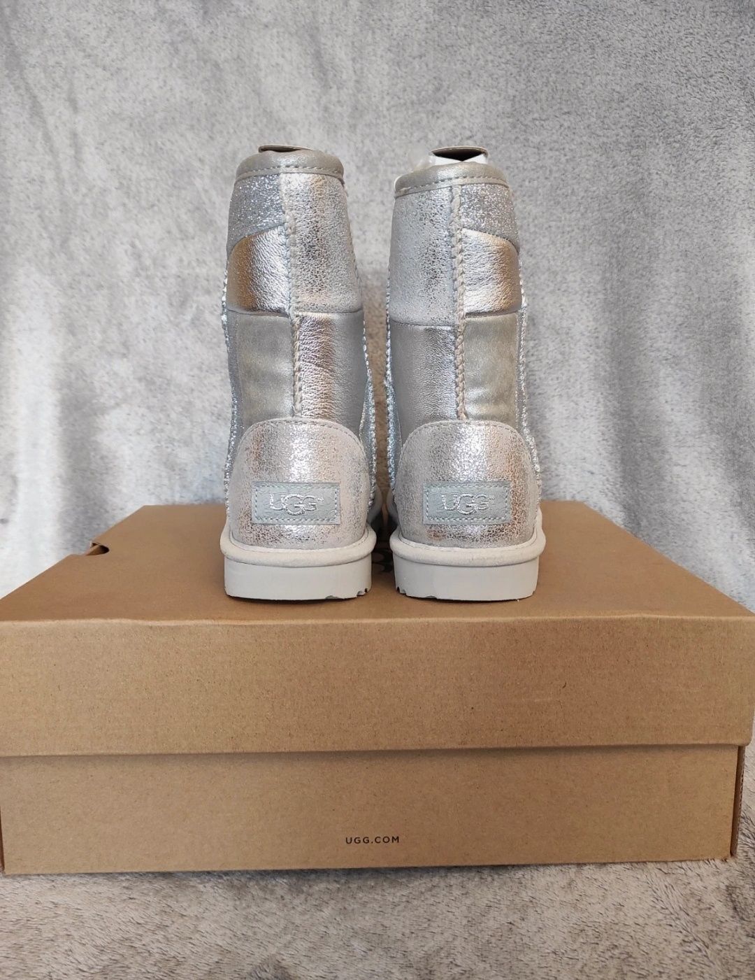 Buty dziecięce UGG rozmiar 33,5