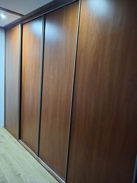 Szafa 4 drzwiowa rozsuwana