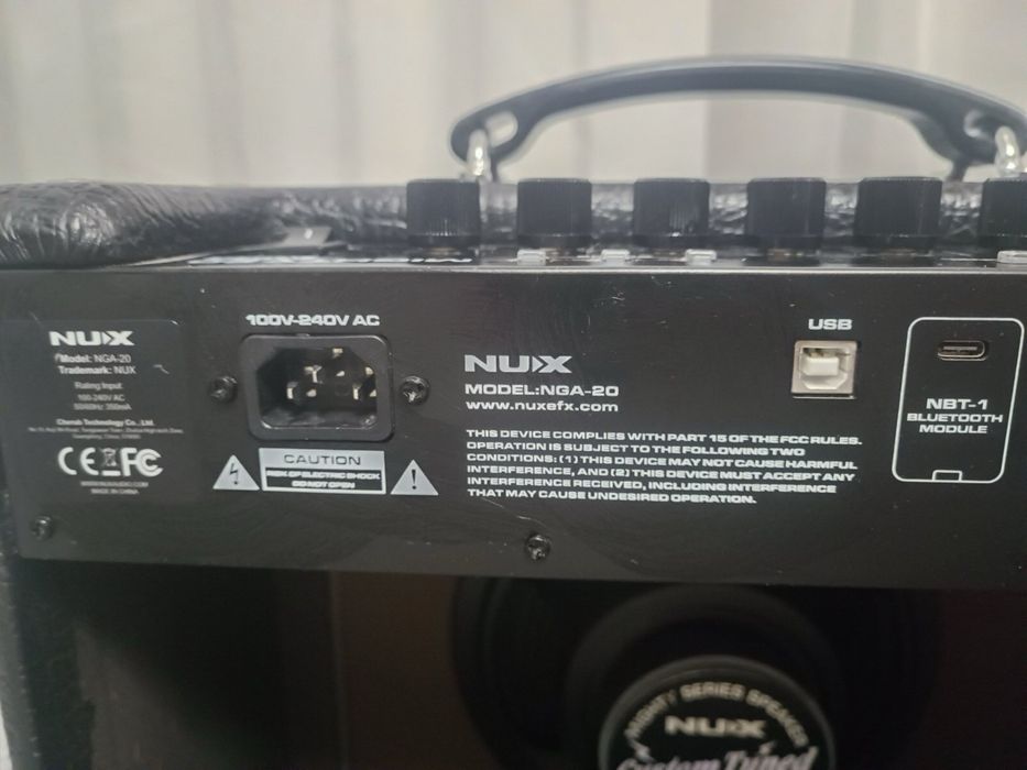 Продам електрогітару+комбіпідсилювач