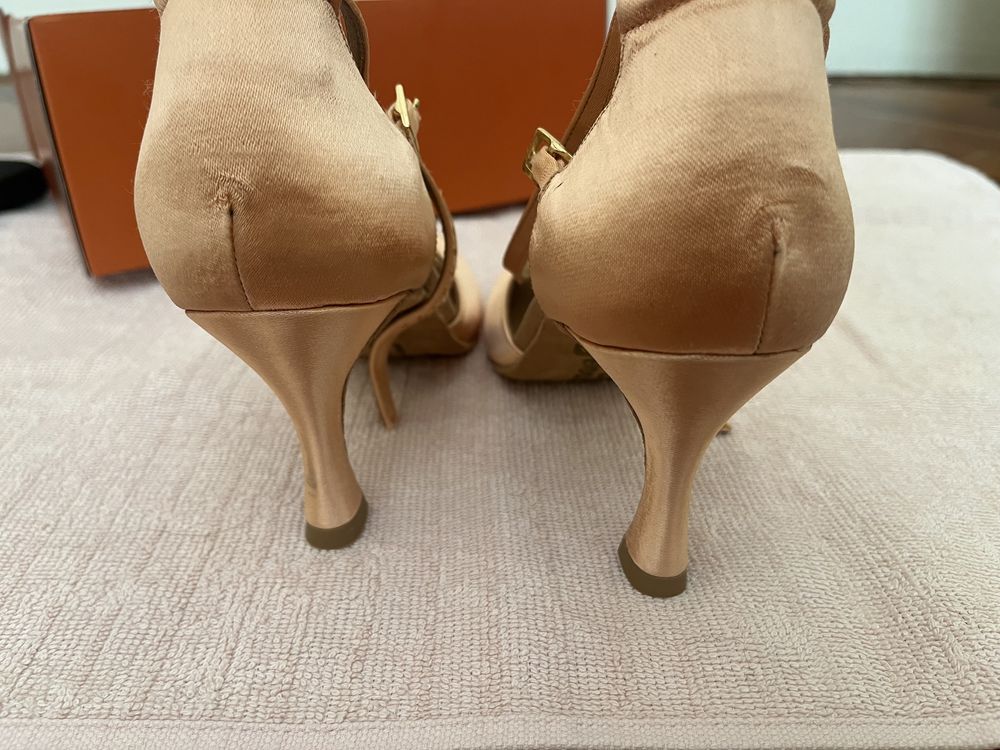 Sapatos profissionais para danças de salão