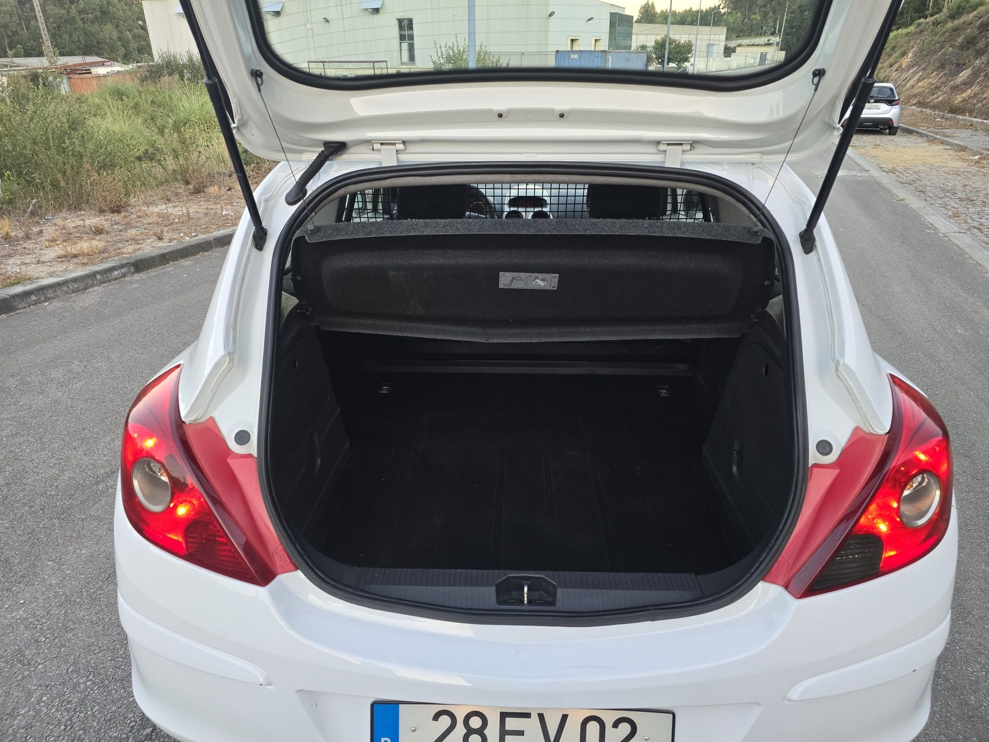 Opel corsa 1.3Cdti - Comercial
