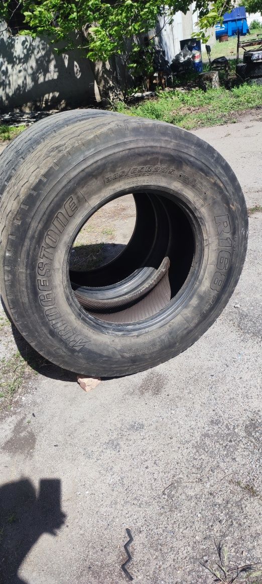 Пара шин 385/65/22.5 Bridgestone R168