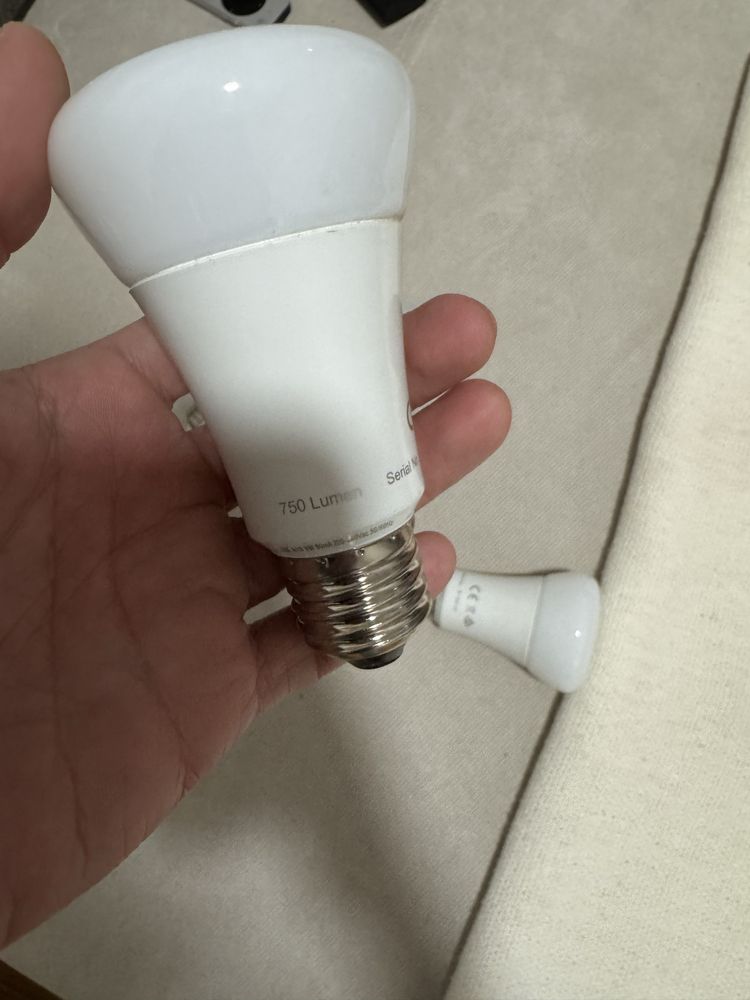 Phillips Hue - 2 white + 2 color