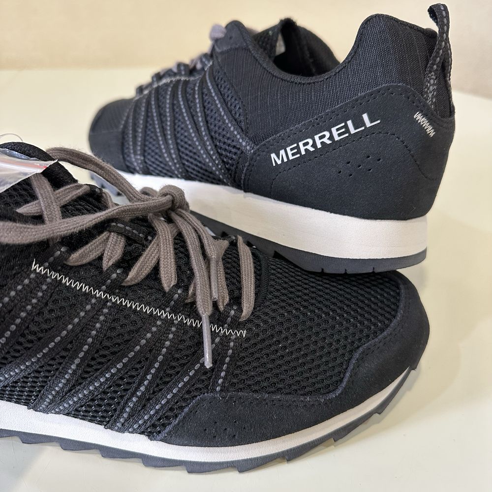 Merrell. Чоловічі кросівки. Оригінал. Нові. Шкіра. Розмір 46.