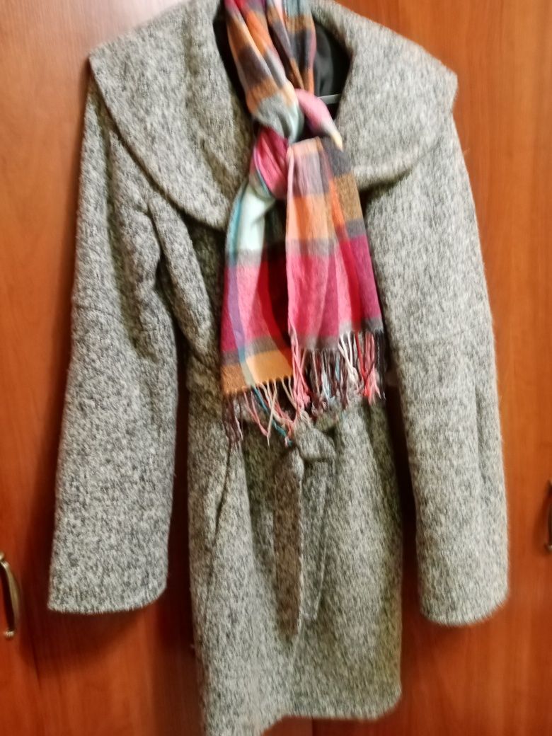 WIELKA OKAZJA!!! Płaszczyk na podszewce.