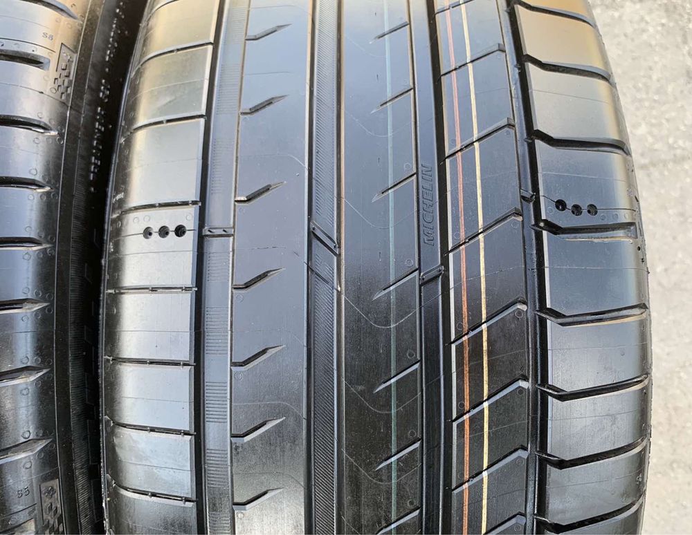 Шини Michelin Pilot Sport EV 235/45 R20 пара