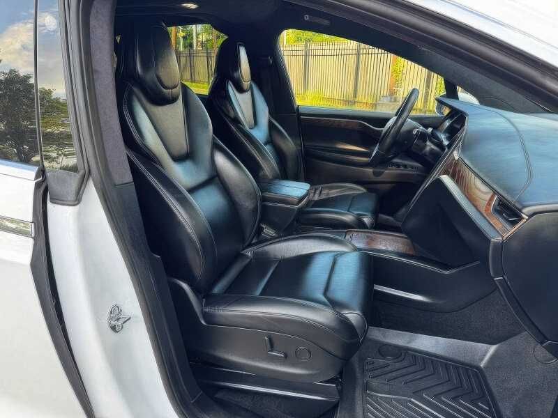 2019 Tesla Model X Long Range