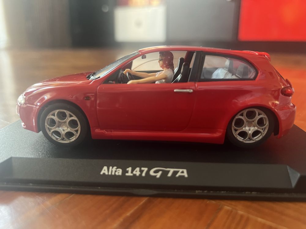 Slot Car Alfa Romeo 147 GTA — NOVO na caixa!