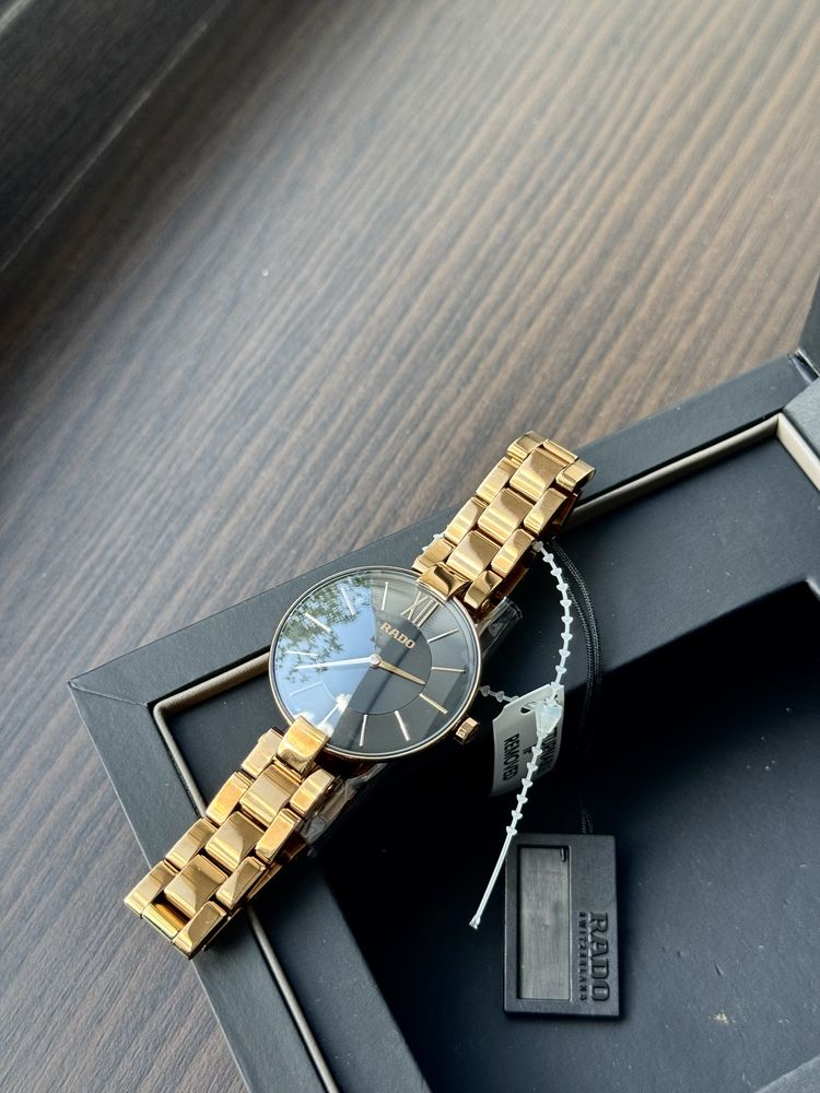Женские часы Rado Coupole