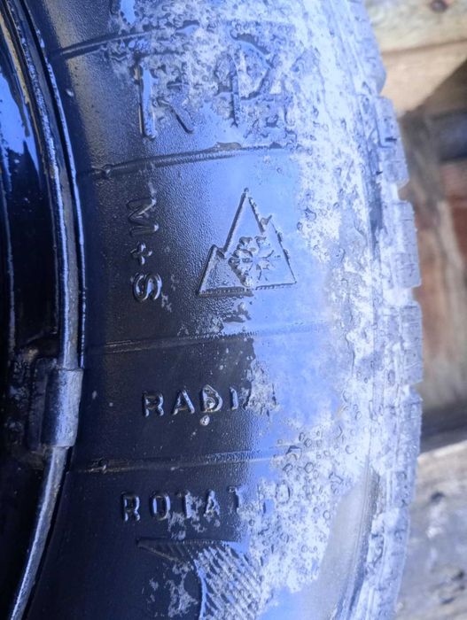 Opony zimowe 165/70/R14 + felgi 4szt