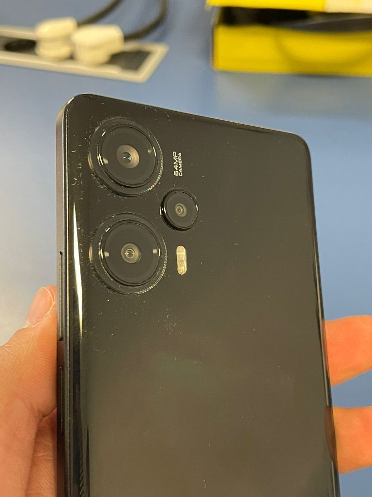Poco F5 12GB 256GB