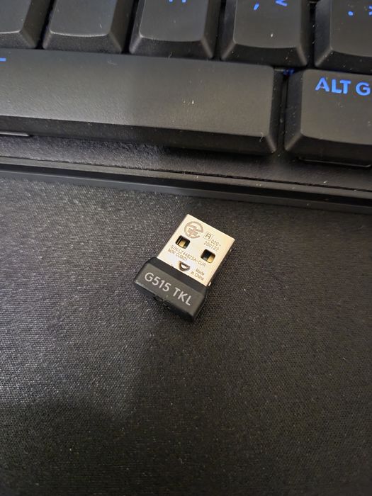 teclado mecanico logitech g515 lightspeed tkl rgb wireless/bluetooth